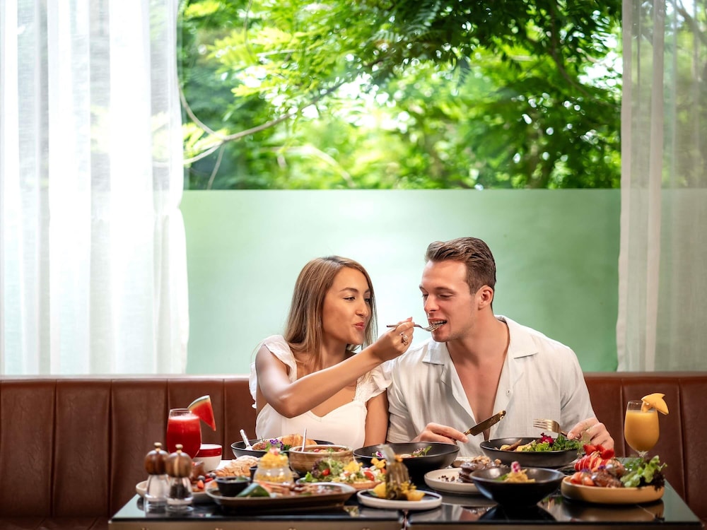 Avista Grande Phuket Karon MGallery 10/49