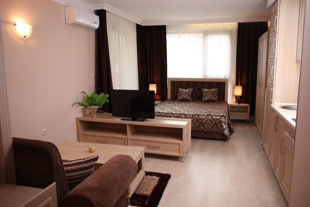 Harmony Suites 2 3 48/65