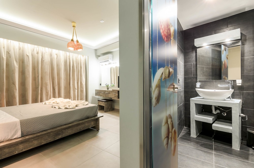 Artemis Room 33/33