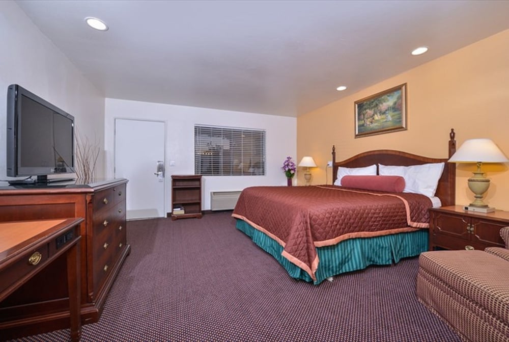 Americas Best Value Inn Suites Joshua Tree National Park 21/40