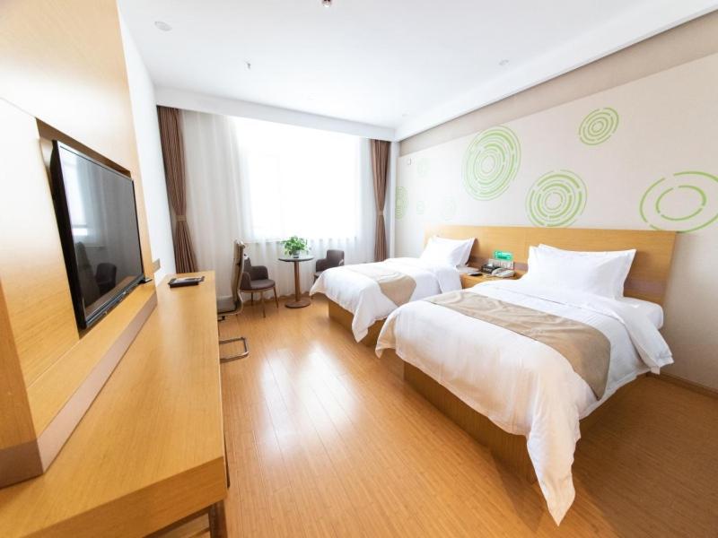 GreenTree Inn Baoding City Zhuozhou Railway Station Store 8/19