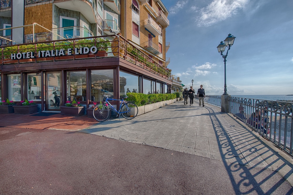 Hotel Italia e Lido Rapallo 52/71