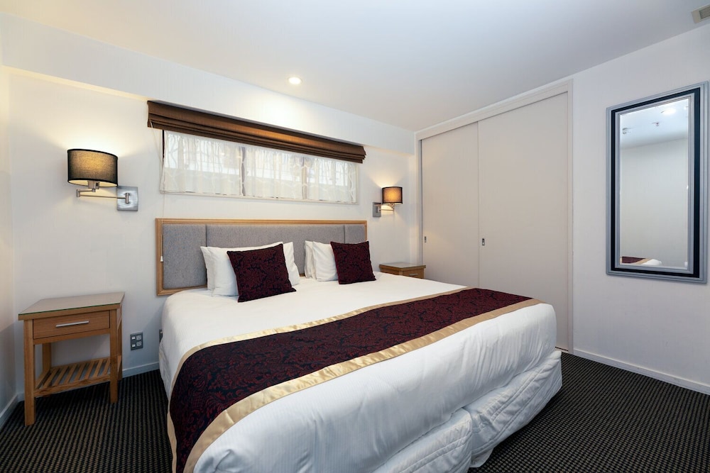 1 BEDROOM, APARTMENT