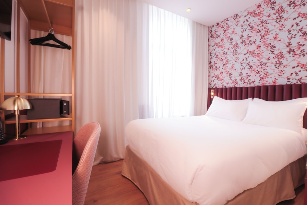 Rosa Hotel 34/60