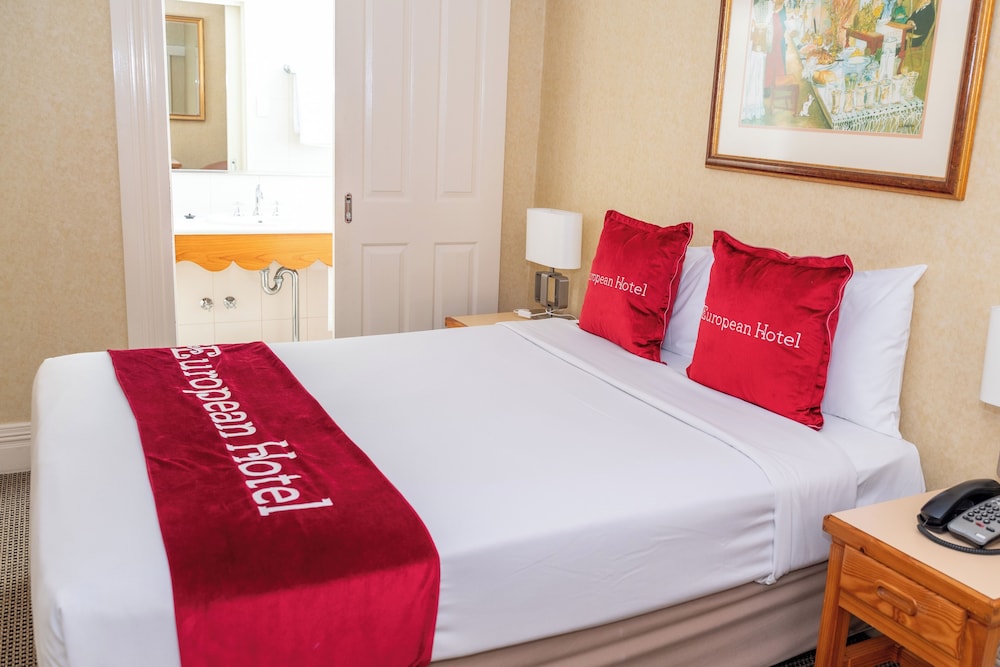 European Hotel 25/57