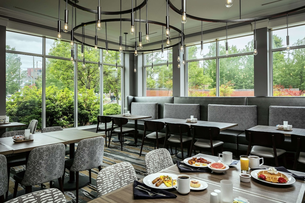restaurant-cafeteria