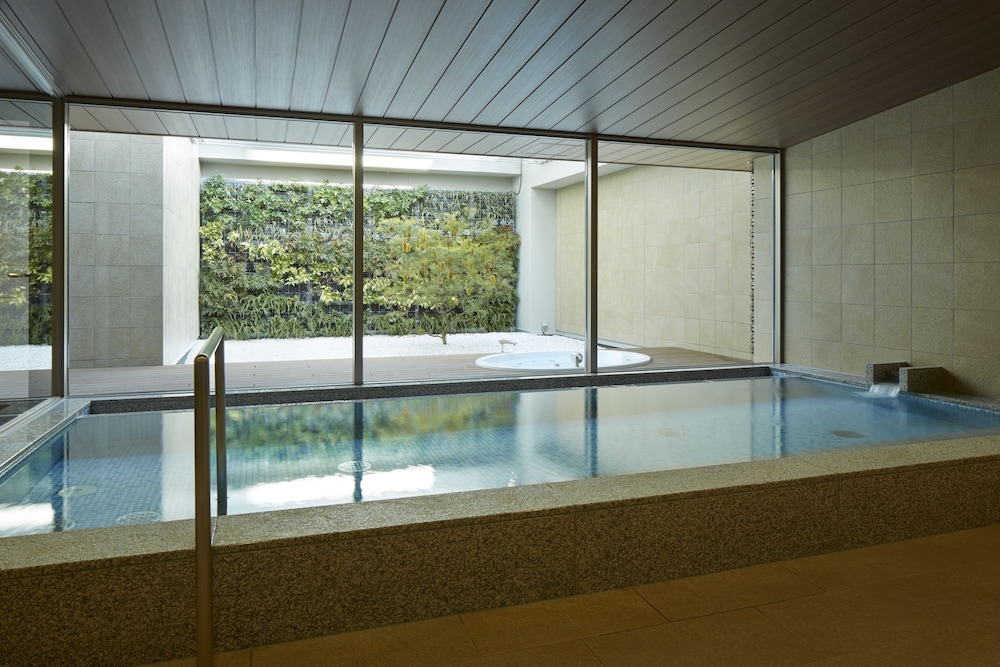 Mitsui Garden Hotel Osaka Premier 11/60