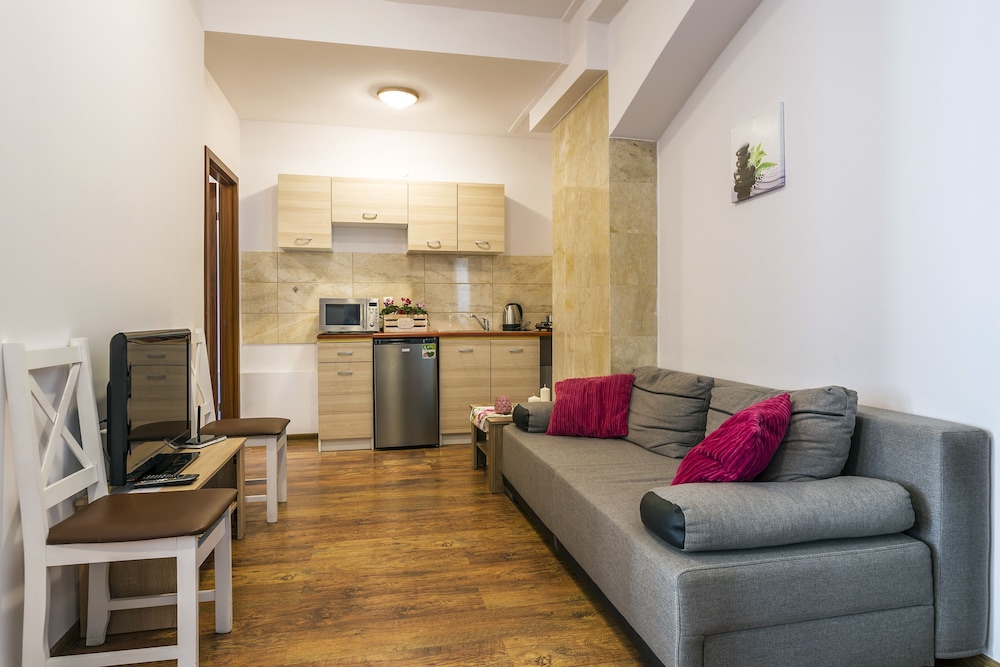 Galeria Italiana Apartments 32/50