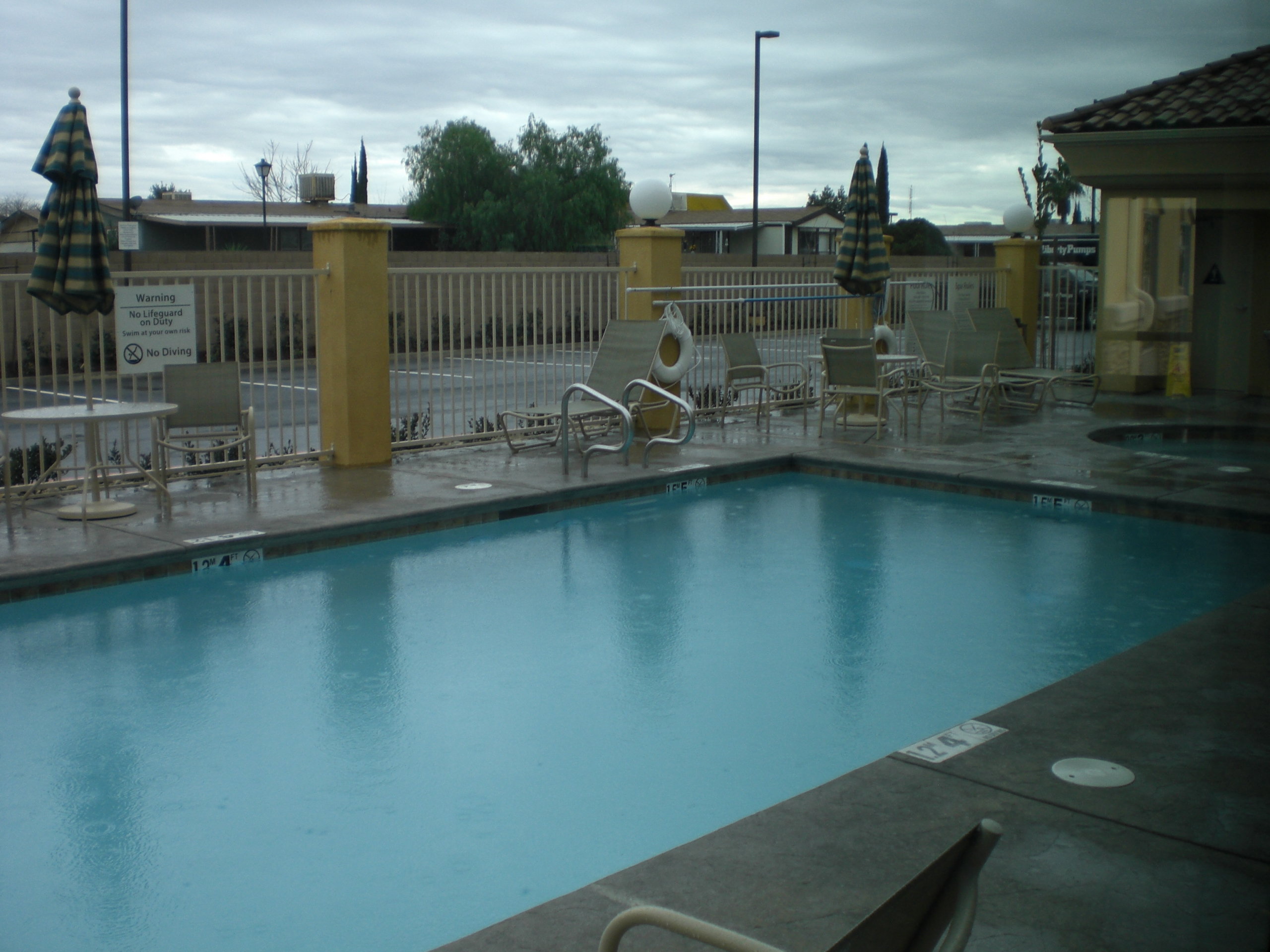 Holiday Inn Express Hotel Clovis Fresno 73/76