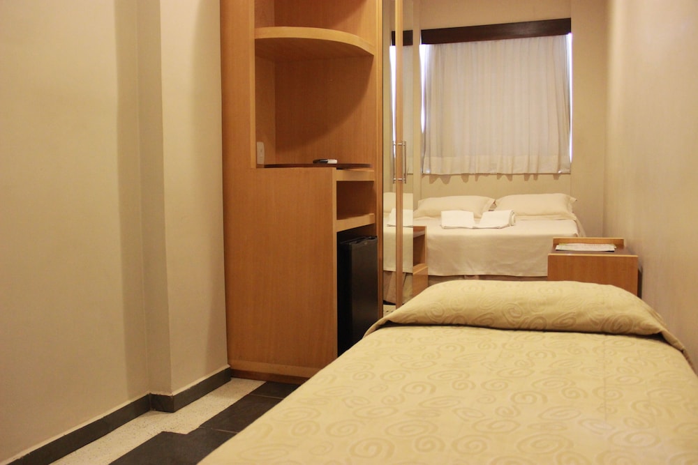 Zanon Hotel 11/48