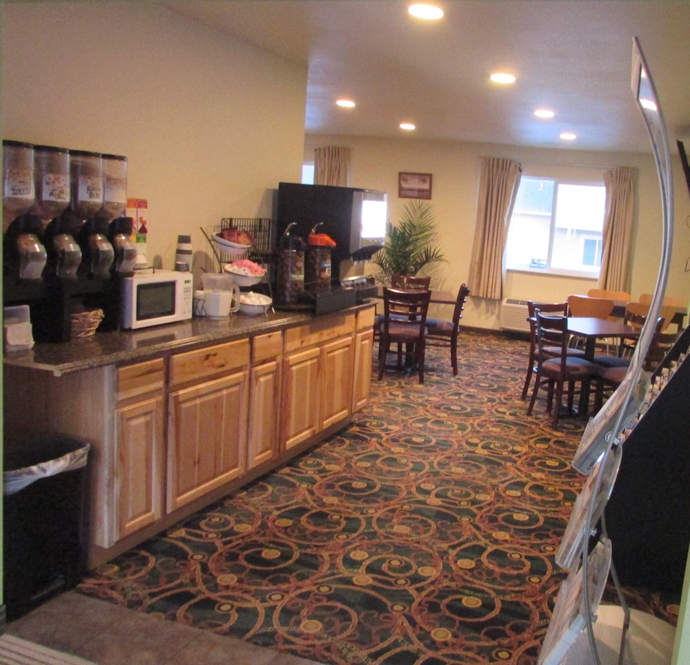 SureStay Plus by Best Western Montrose 11/48