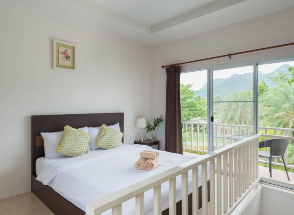 2 BEDROOMS, FAMILY SUITE