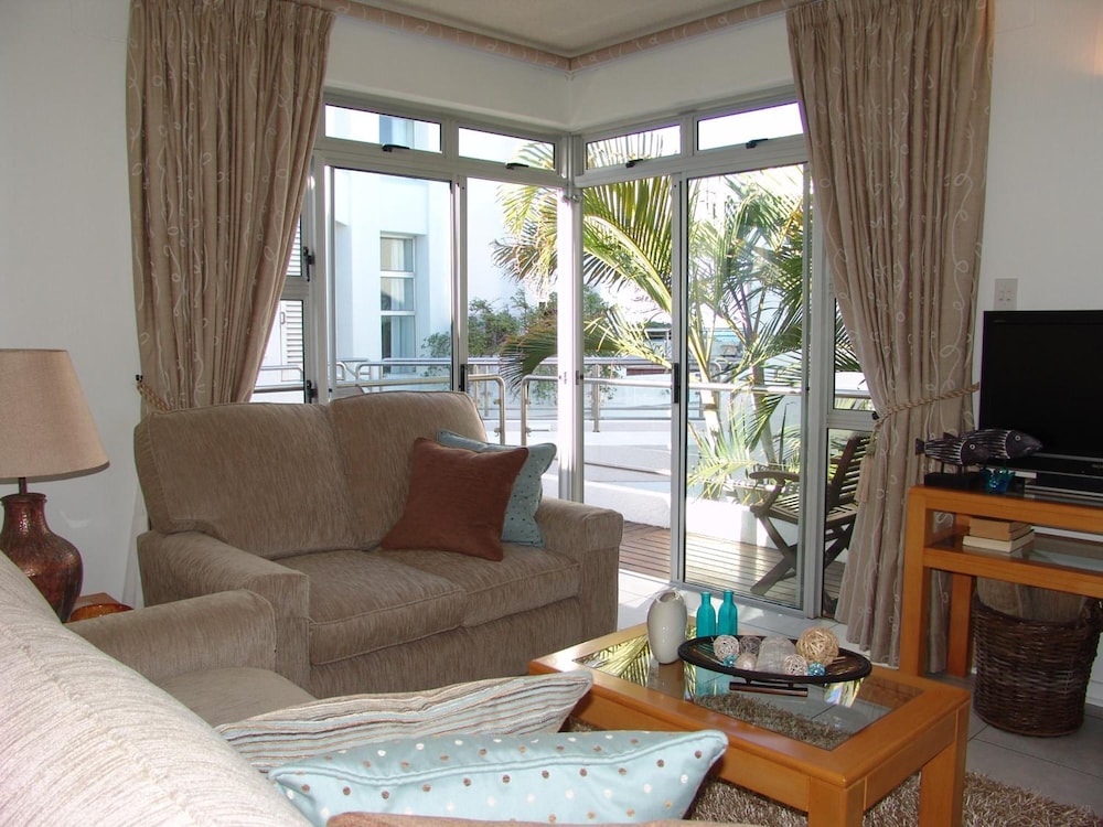 Diaz 15 House on the Bay 32/58