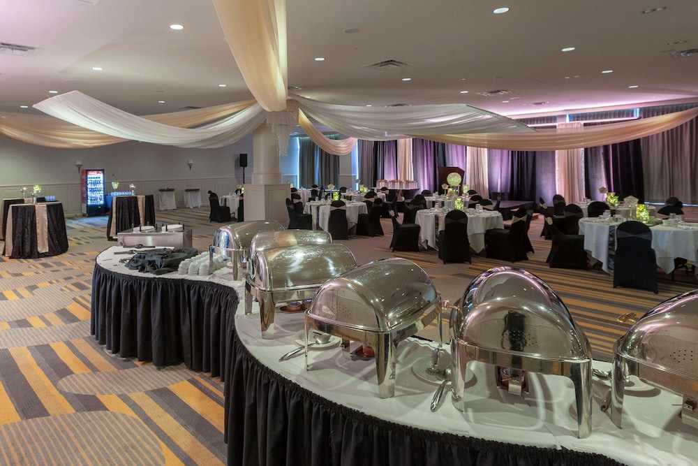 Delta Hotels By Marriott Saint John 35/42