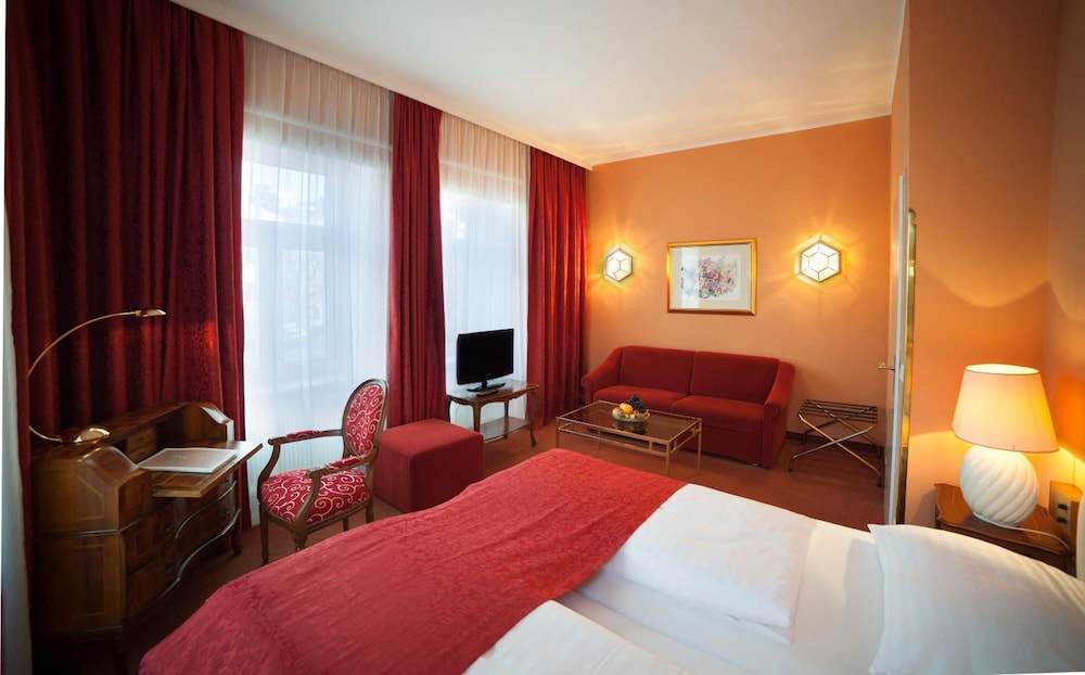 Hotel Vier Jahreszeiten 14/45