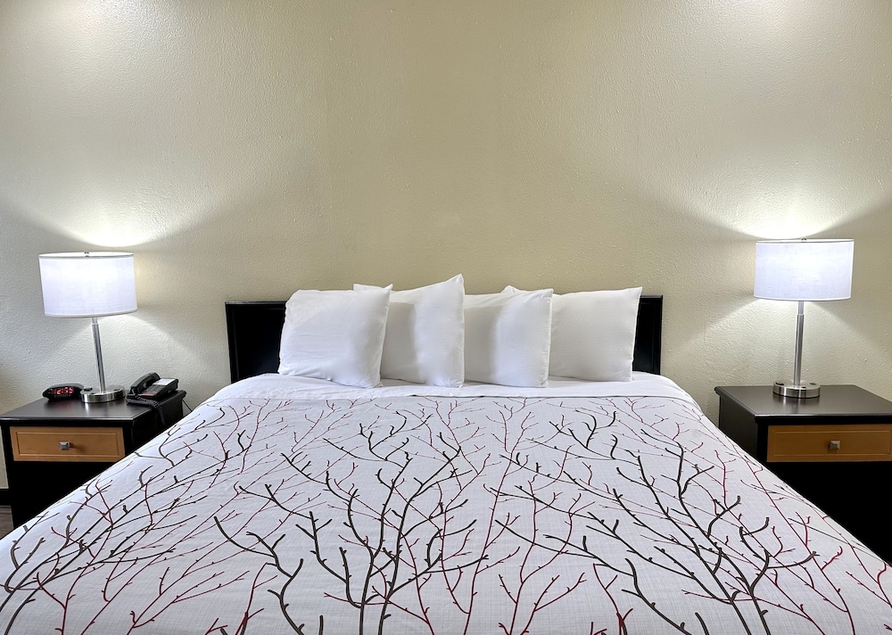 Travelers Inn 35/58