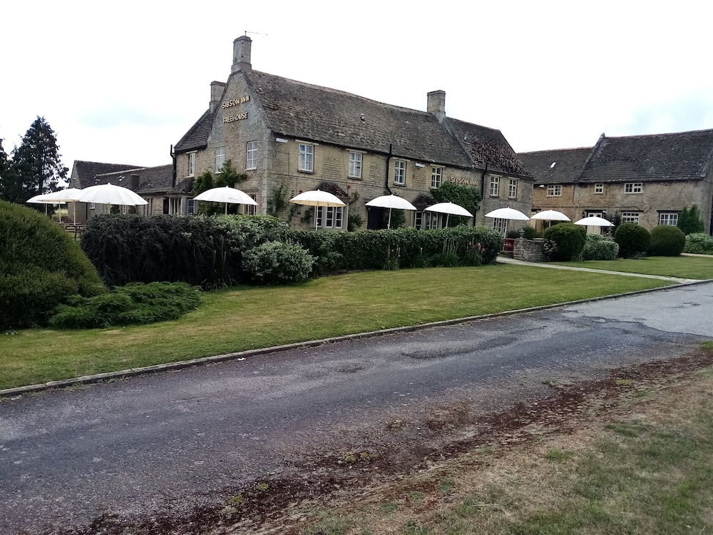 The Sibson Inn Hotel 40/50