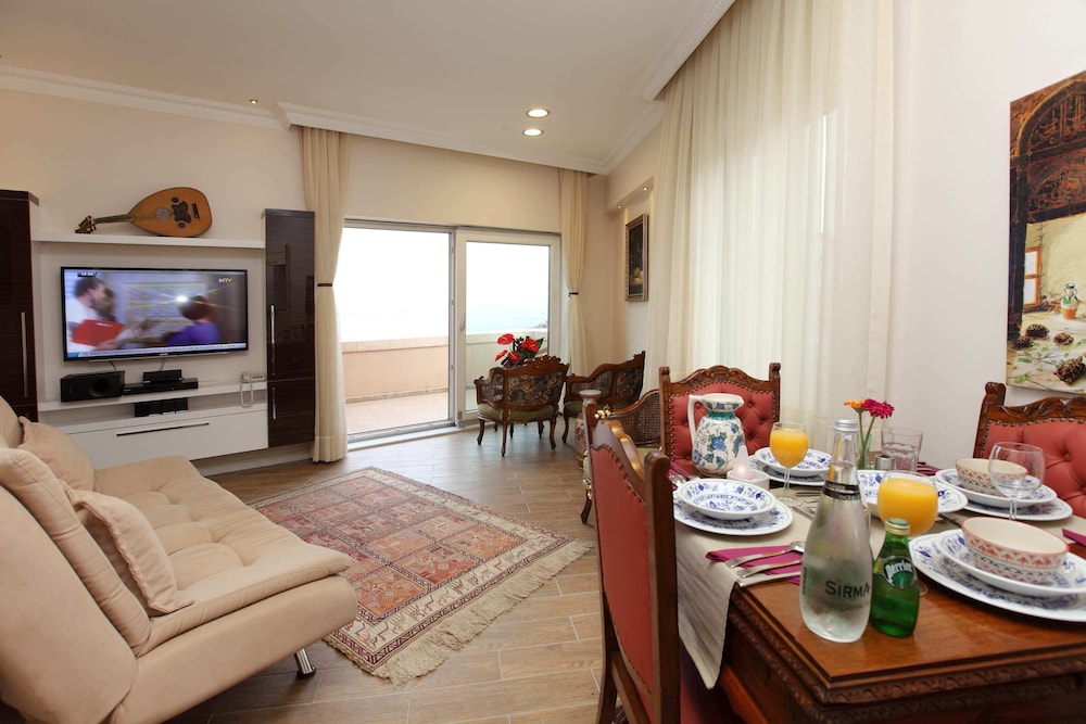 Lir Residence Suites 32/43