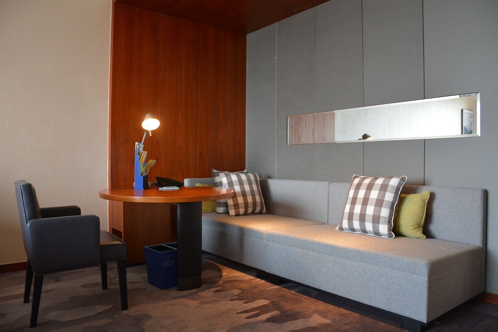 Four Points By Sheraton Guangdong Heshan 5/37