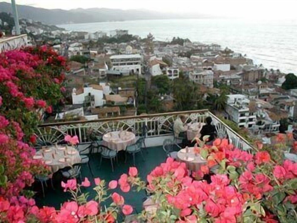 Hotel Suites La Siesta 31/34