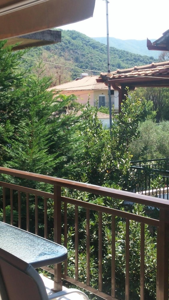 Villa Yanna Studios 39/42