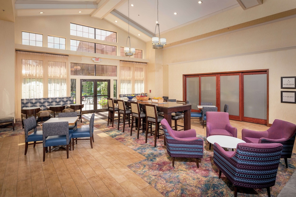 Hampton Inn & Suites Binghamton/Vestal 33/37