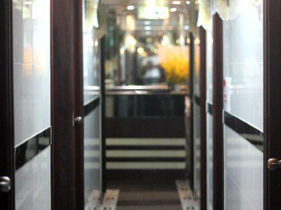 New Shanghai Guest House 9/19