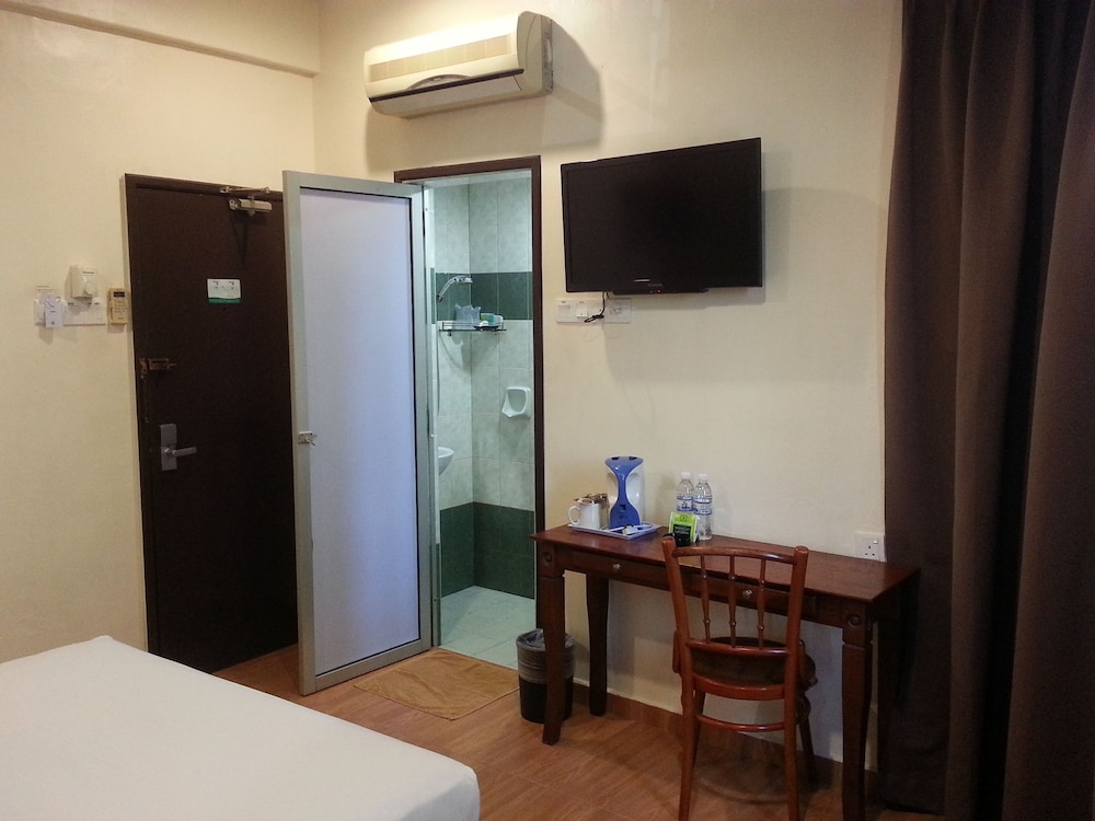 Goodhope Hotel Kelawei 46/71