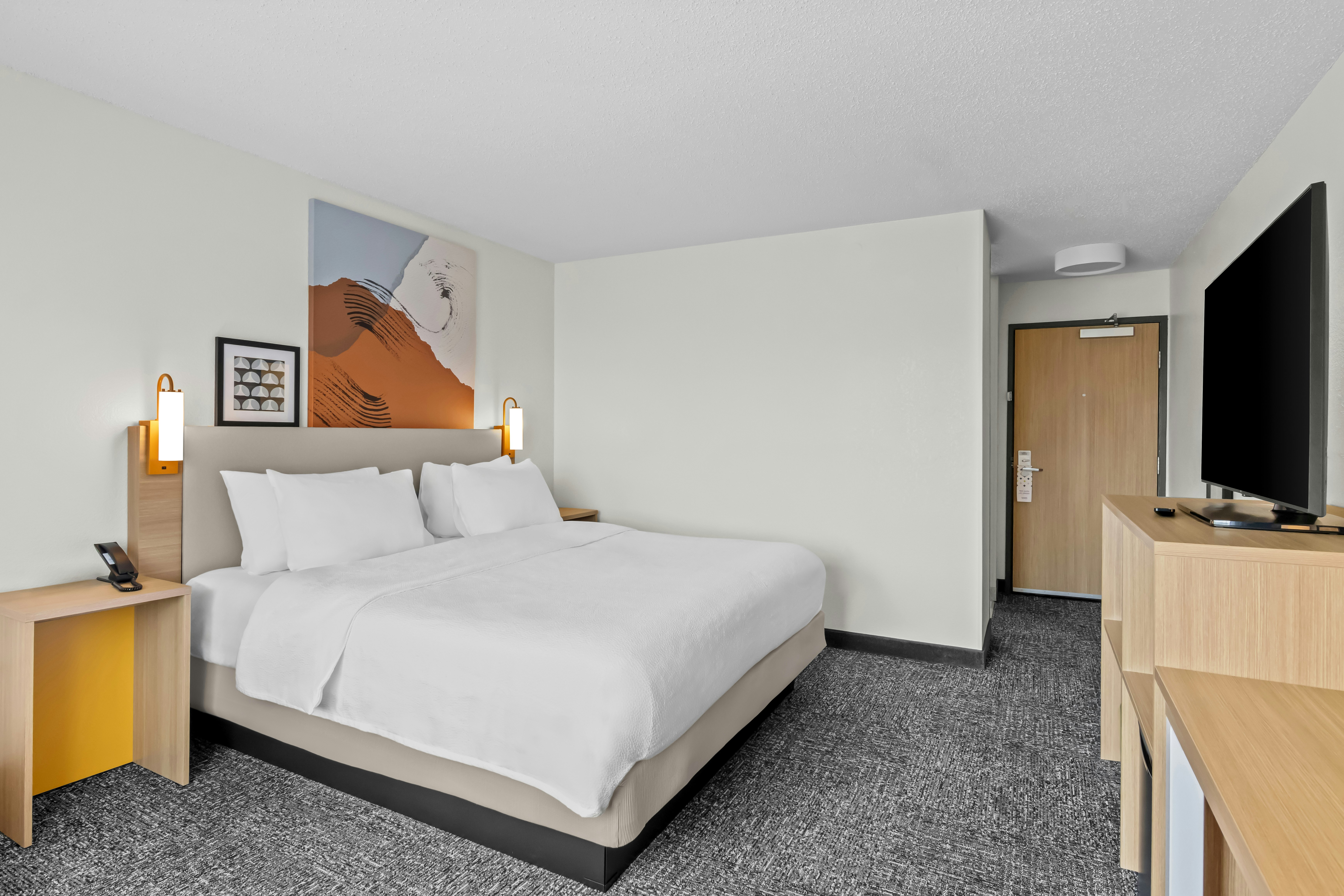 ROOM, KING BED, ACCESSIBLE