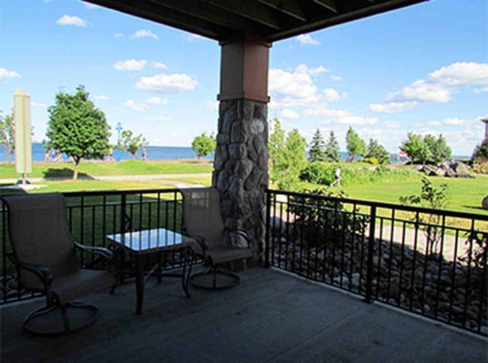 Canal Park Lodge 5/41