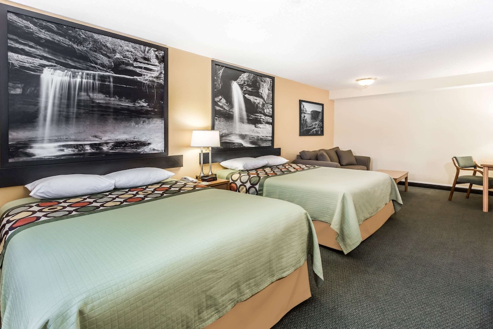 Super 8 by Wyndham Ottawa Starved Rock 15/47