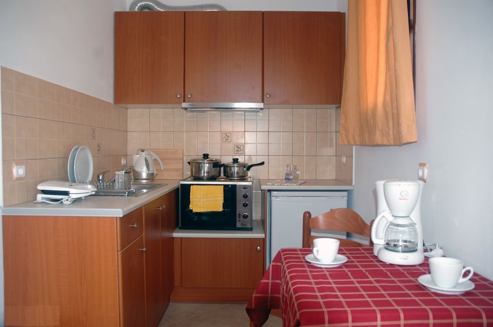 Kyma Hotel 50/67