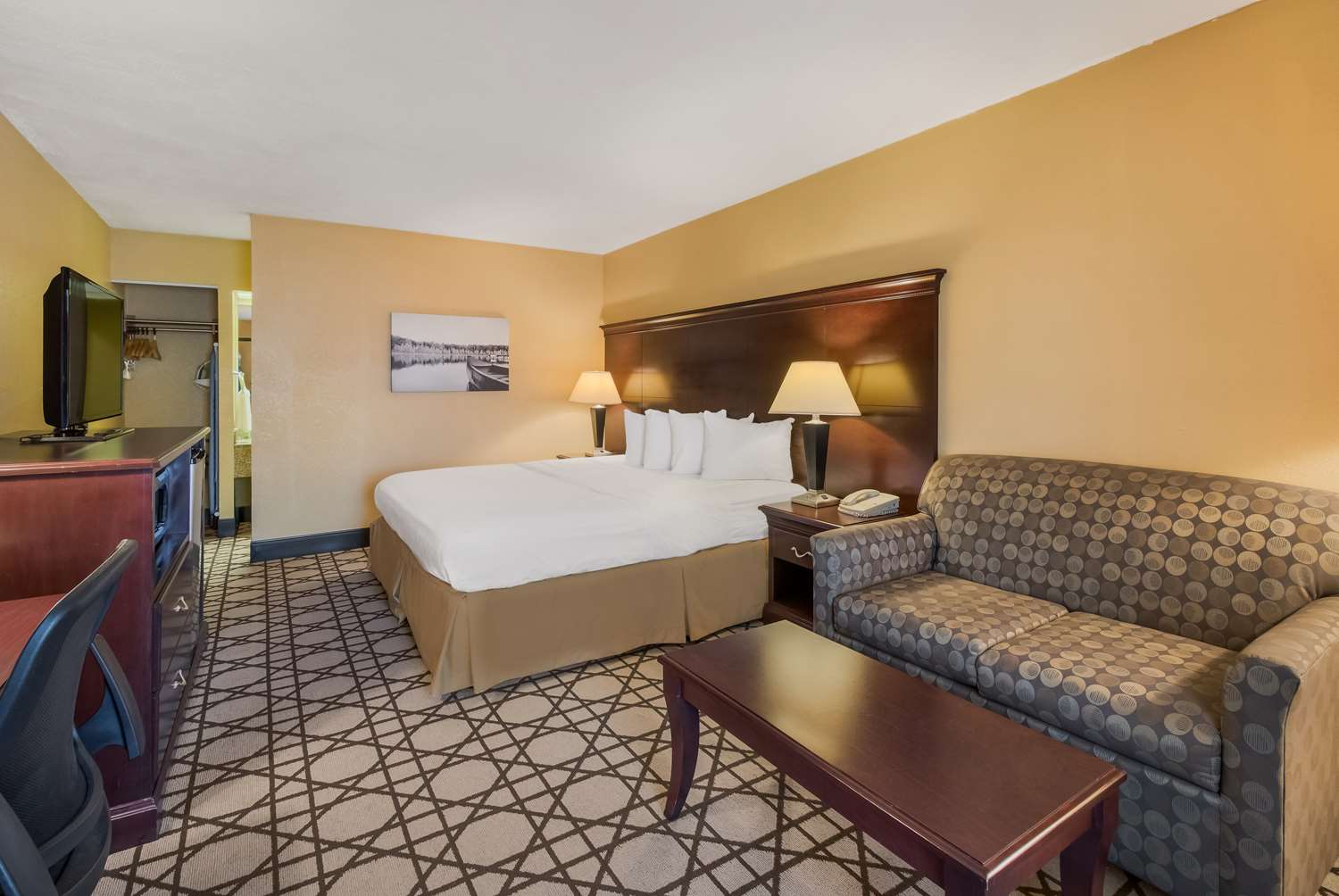 Best Western University Inn 3/18