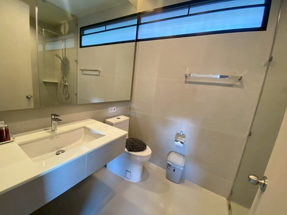 The Regent Resort Phuket 59/60