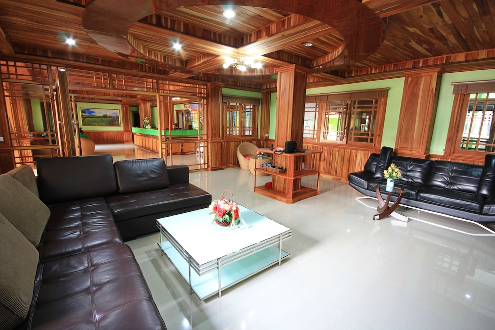 Hiso Place Hotel 54/70