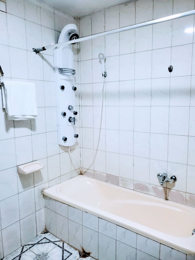 Keba Guest House 44/45