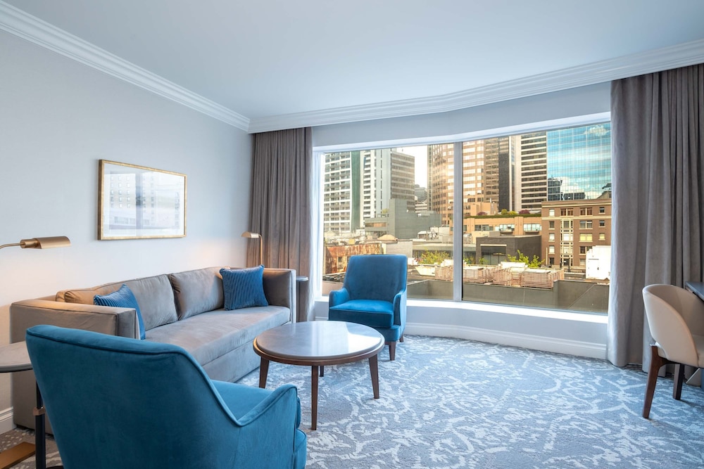 Sutton Place Hotel 42/55