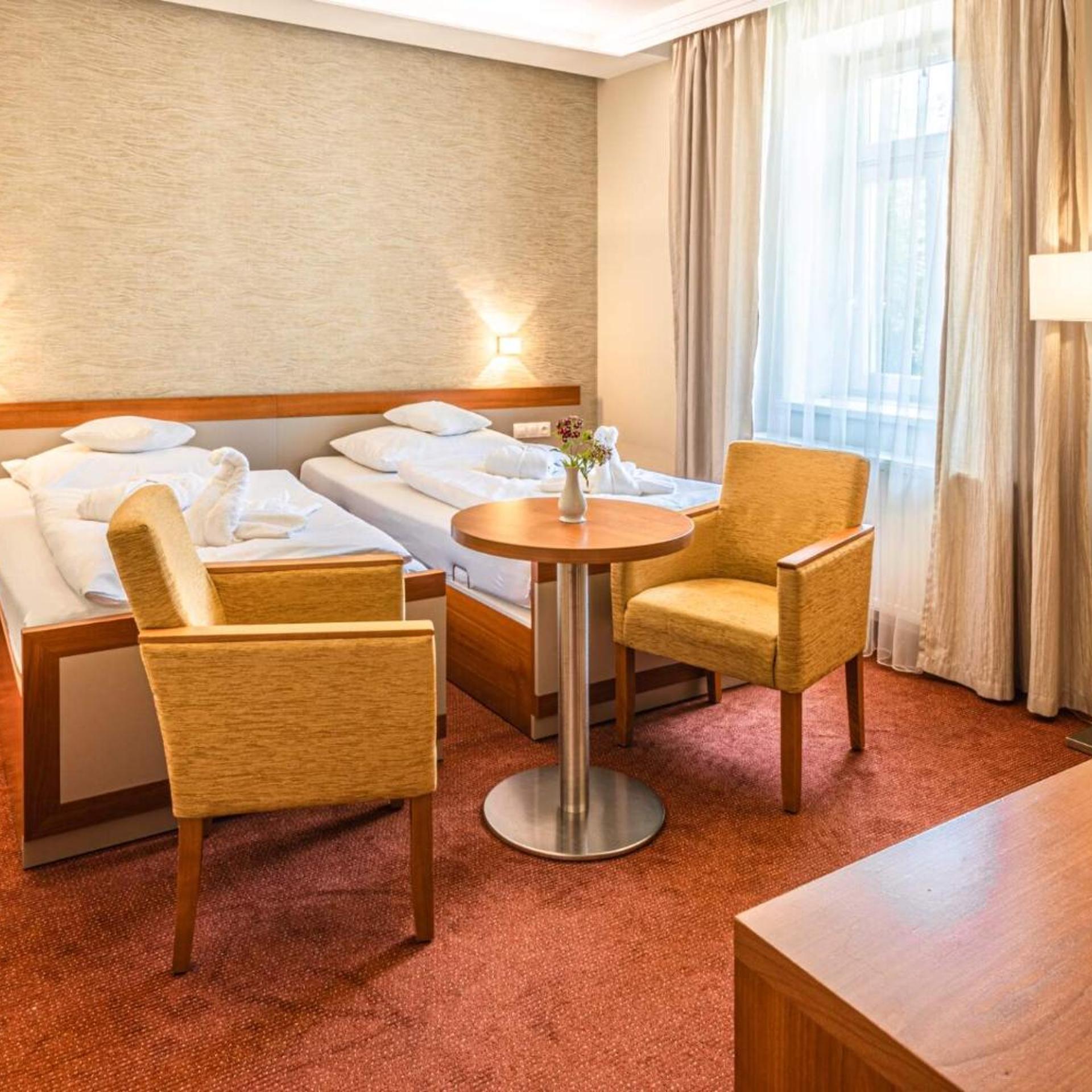 Hotel Reza 60/72