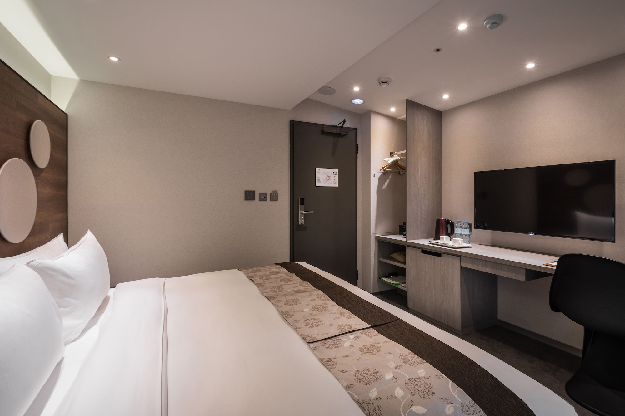 STANDARD, DOUBLE BED