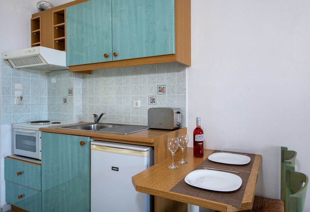 SUNRISE APARTMENTS CRETE 49/50