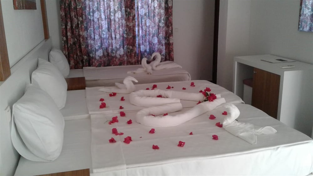 Naz Garden Apart Hotel 16/30