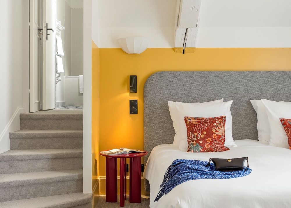 Luxe Room