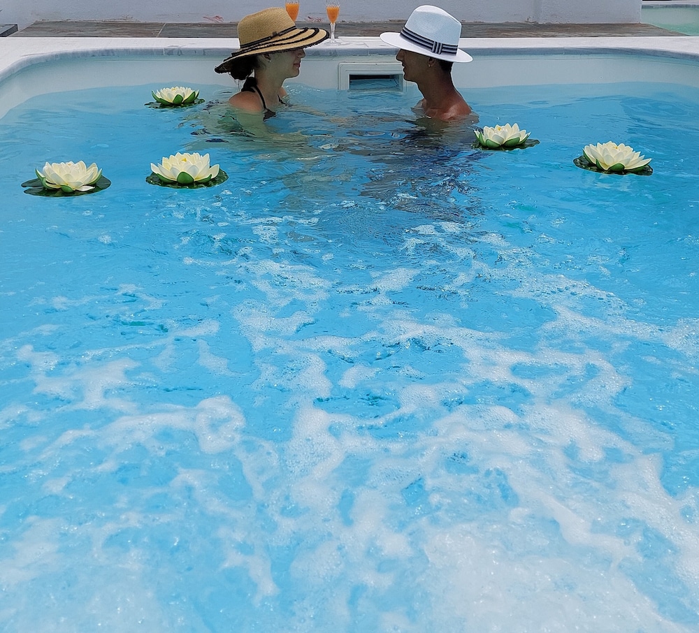 Tinos Aqua Palazzo 63/71