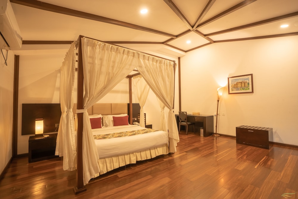 SPA, SUITE