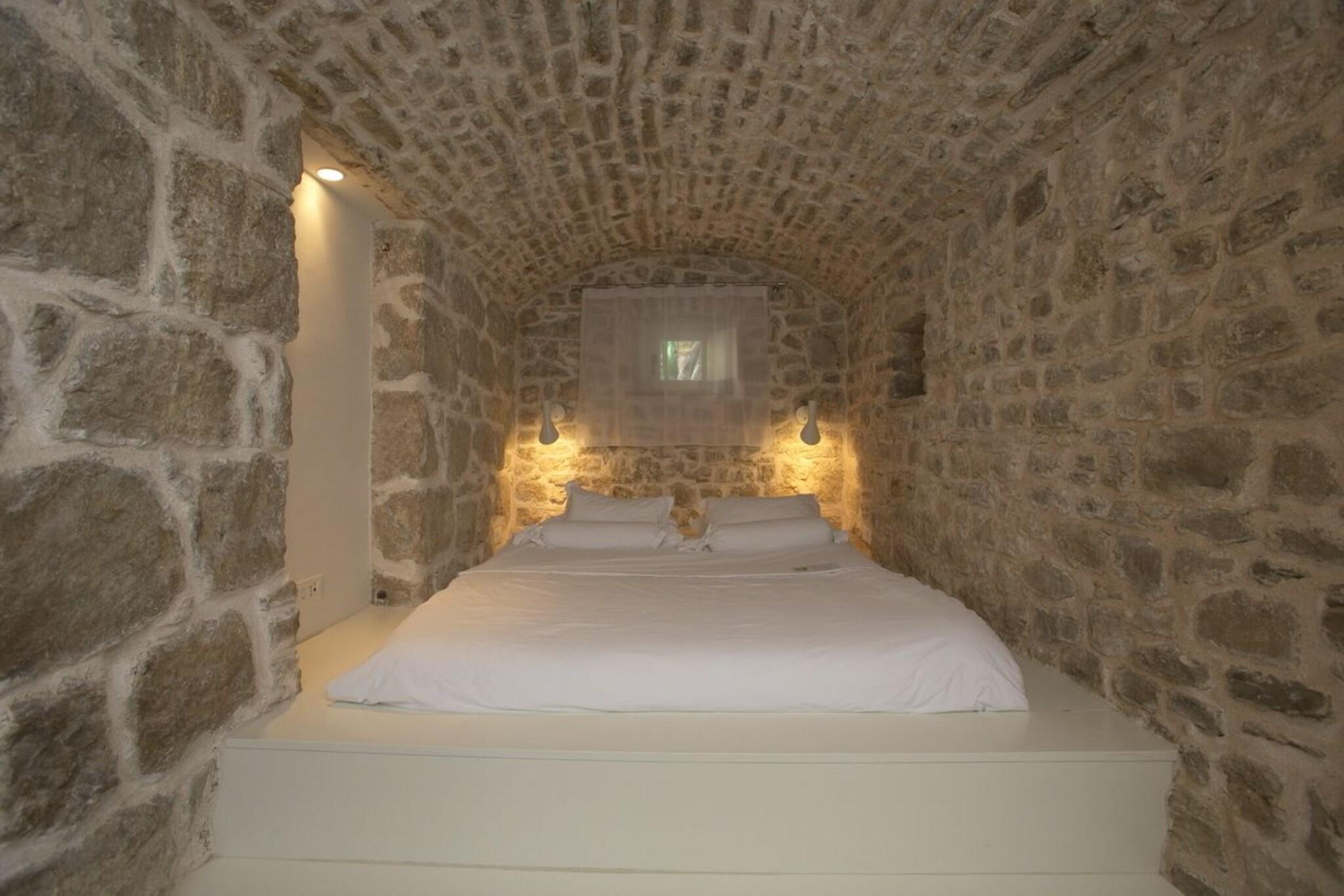 Divota Apartment Hotel 74/80