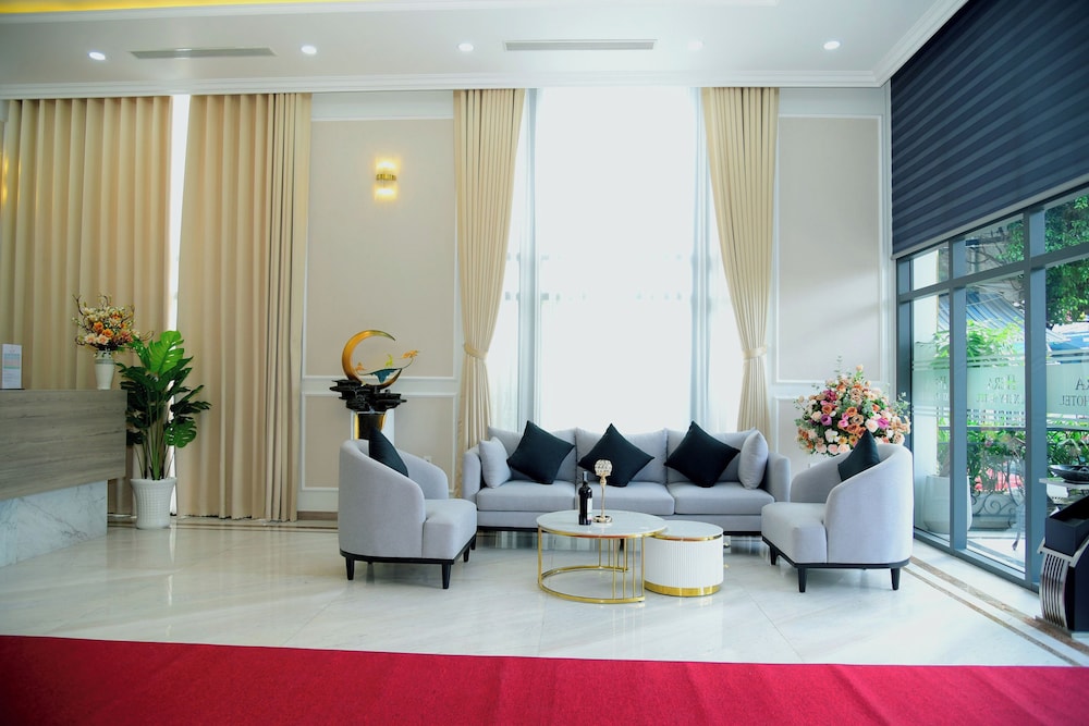 Hera Luxury Hotel 35/50