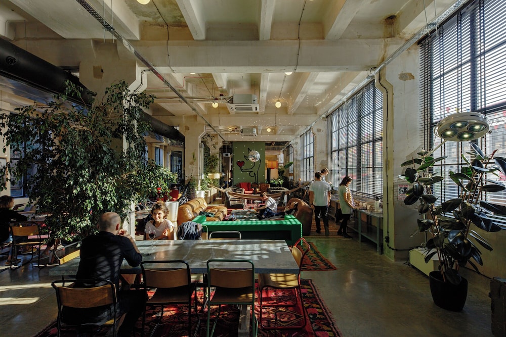 Fabrika Tbilisi 29/49