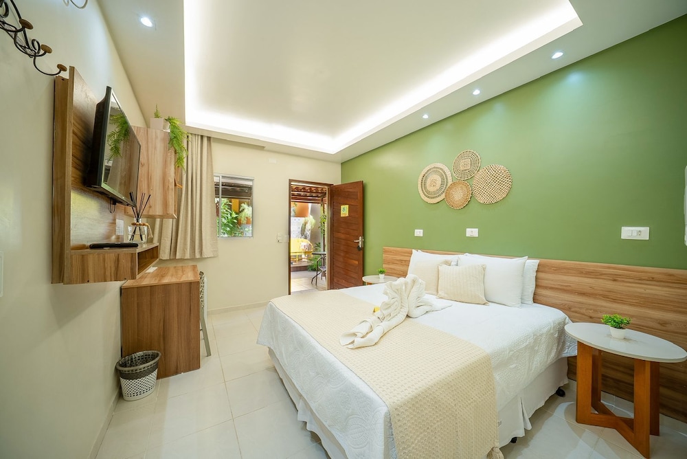 ECONOMY, TWIN BEDS