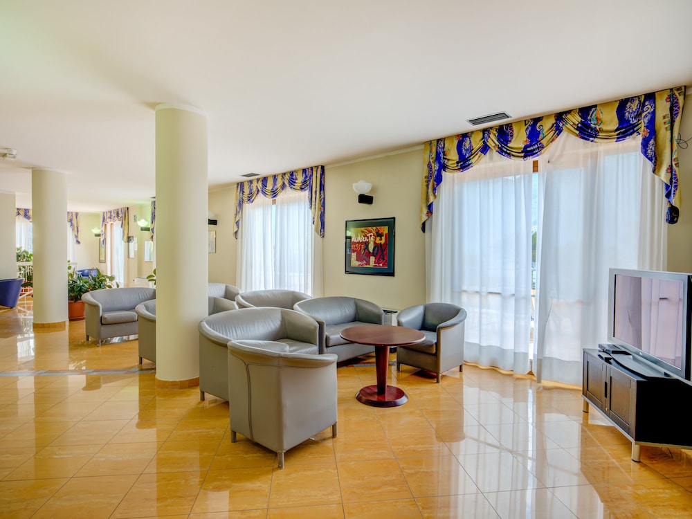 Hotel Cristina 29/50