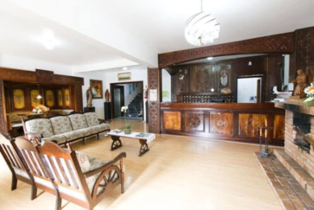 Hotel 13 Linden 3/22